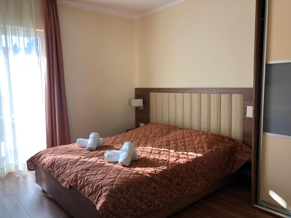 Villa Gradina Baška Voda Buitenkant foto
