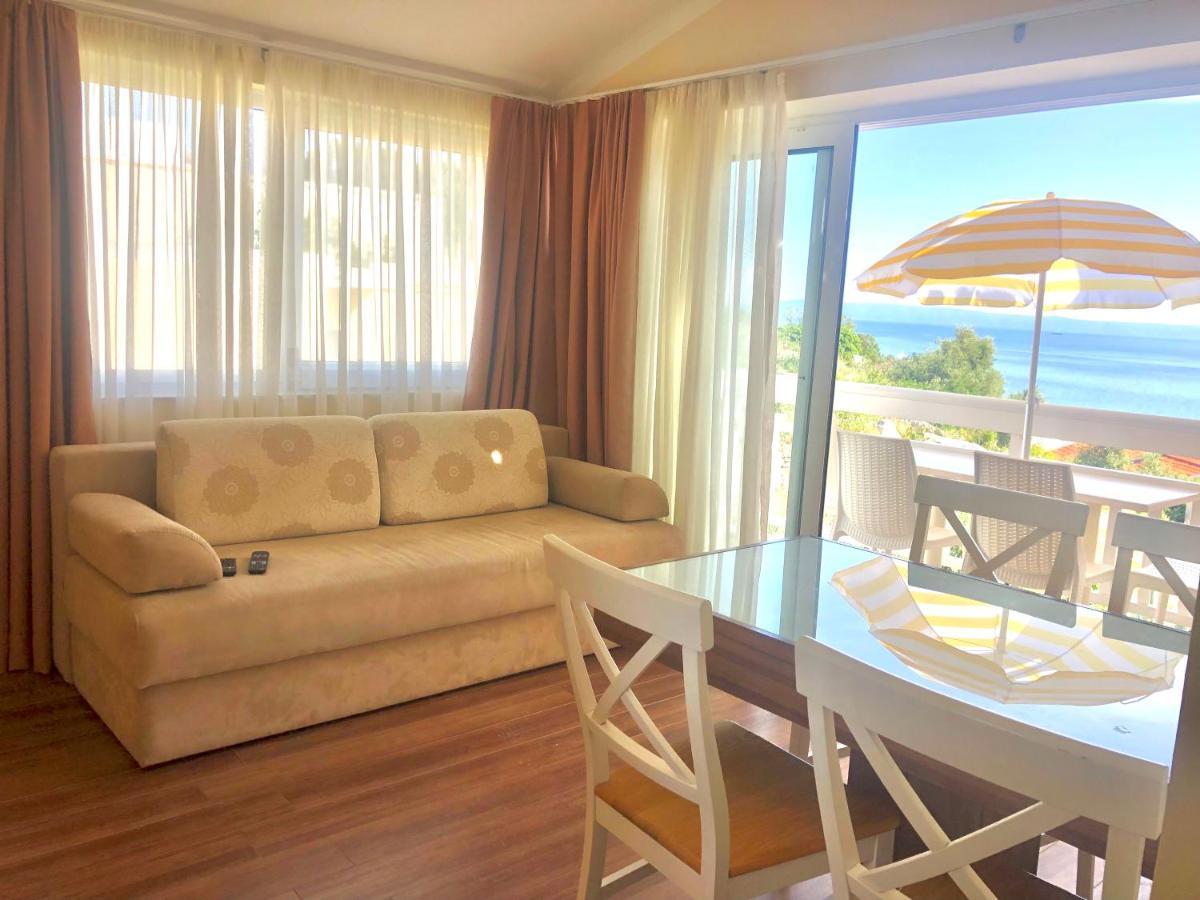 Villa Gradina Baška Voda Buitenkant foto