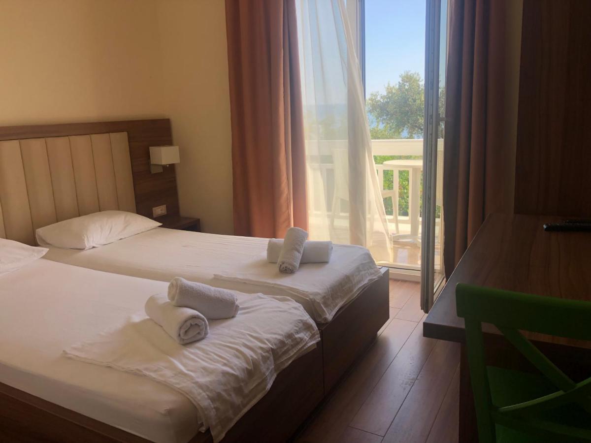 Villa Gradina Baška Voda Buitenkant foto