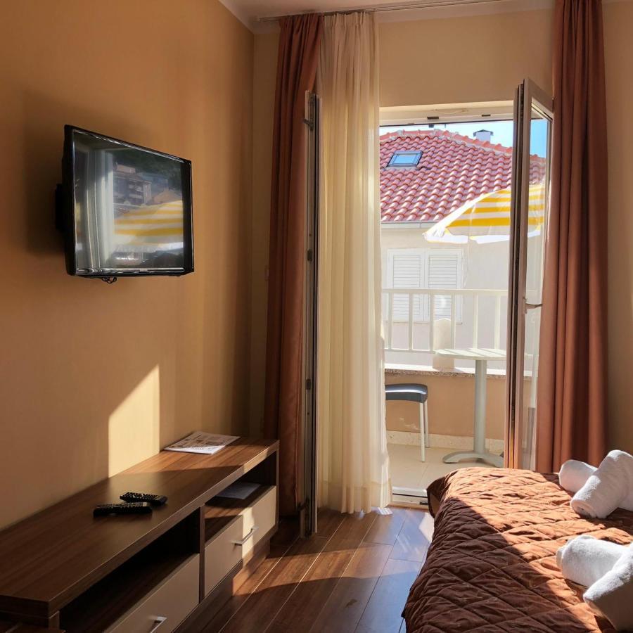 Villa Gradina Baška Voda Buitenkant foto