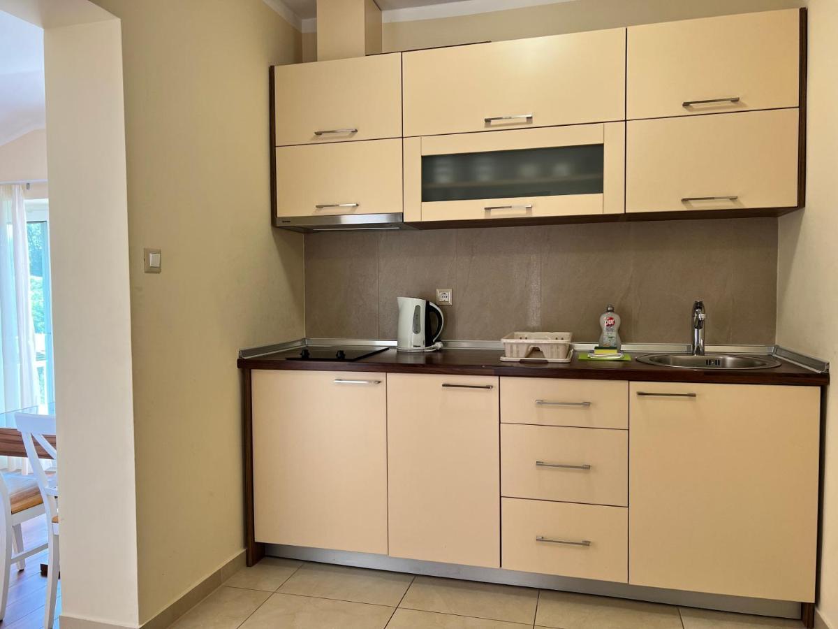 Villa Gradina Baška Voda Buitenkant foto
